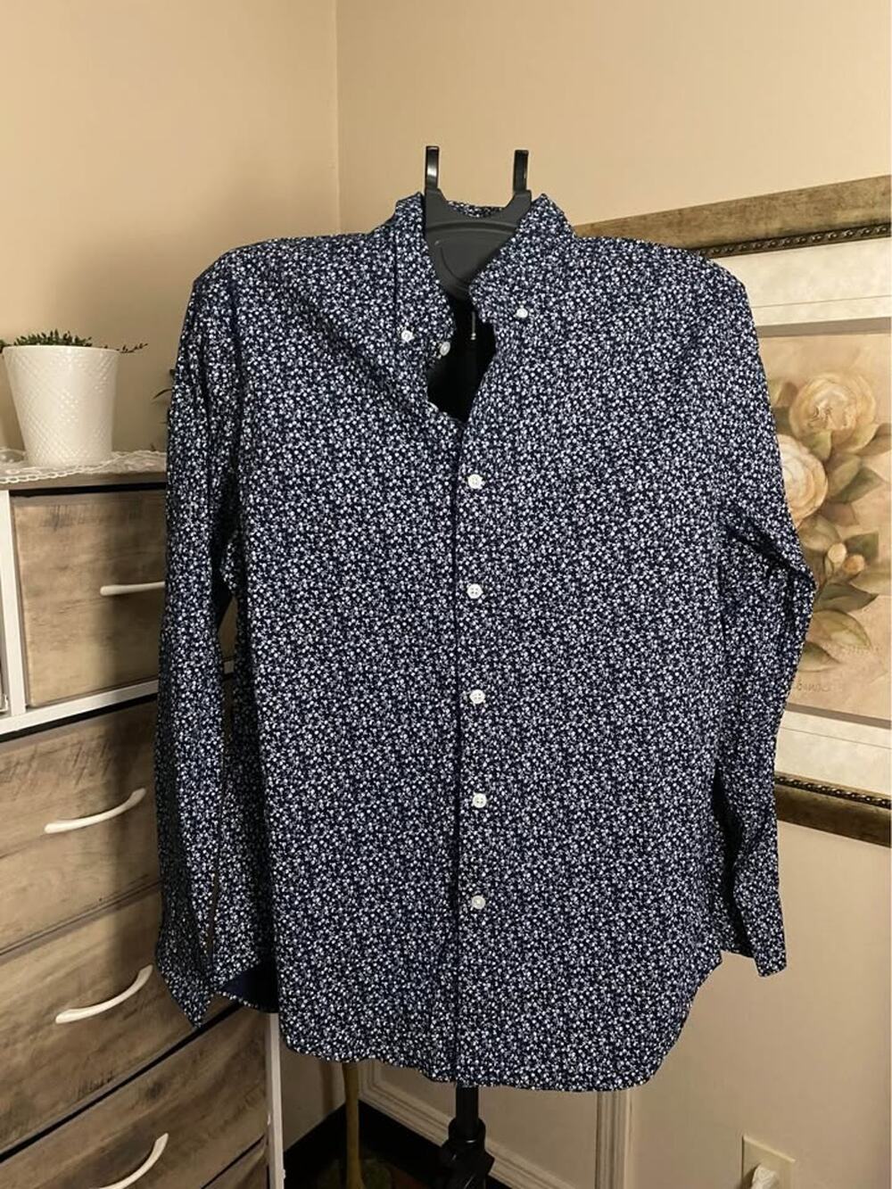 J.Crew Blue Buttoned up Floral Men’s Shirt - Large